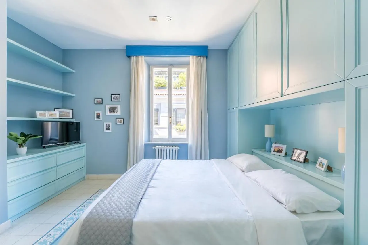 Elizabeth Penthouse, Charmy Apartment In Little London Rome Italy